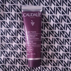 Caudalie Deep Purple Hand & Nail Cream